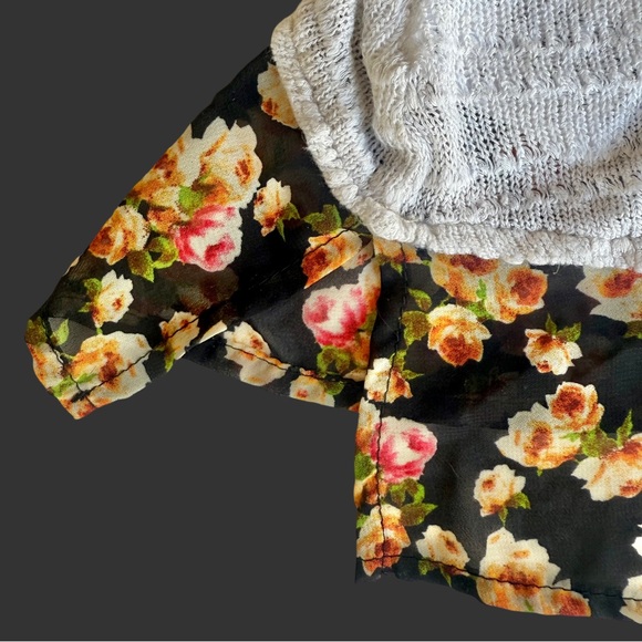 Peplum Crop Tank Top - Picture 10 of 11